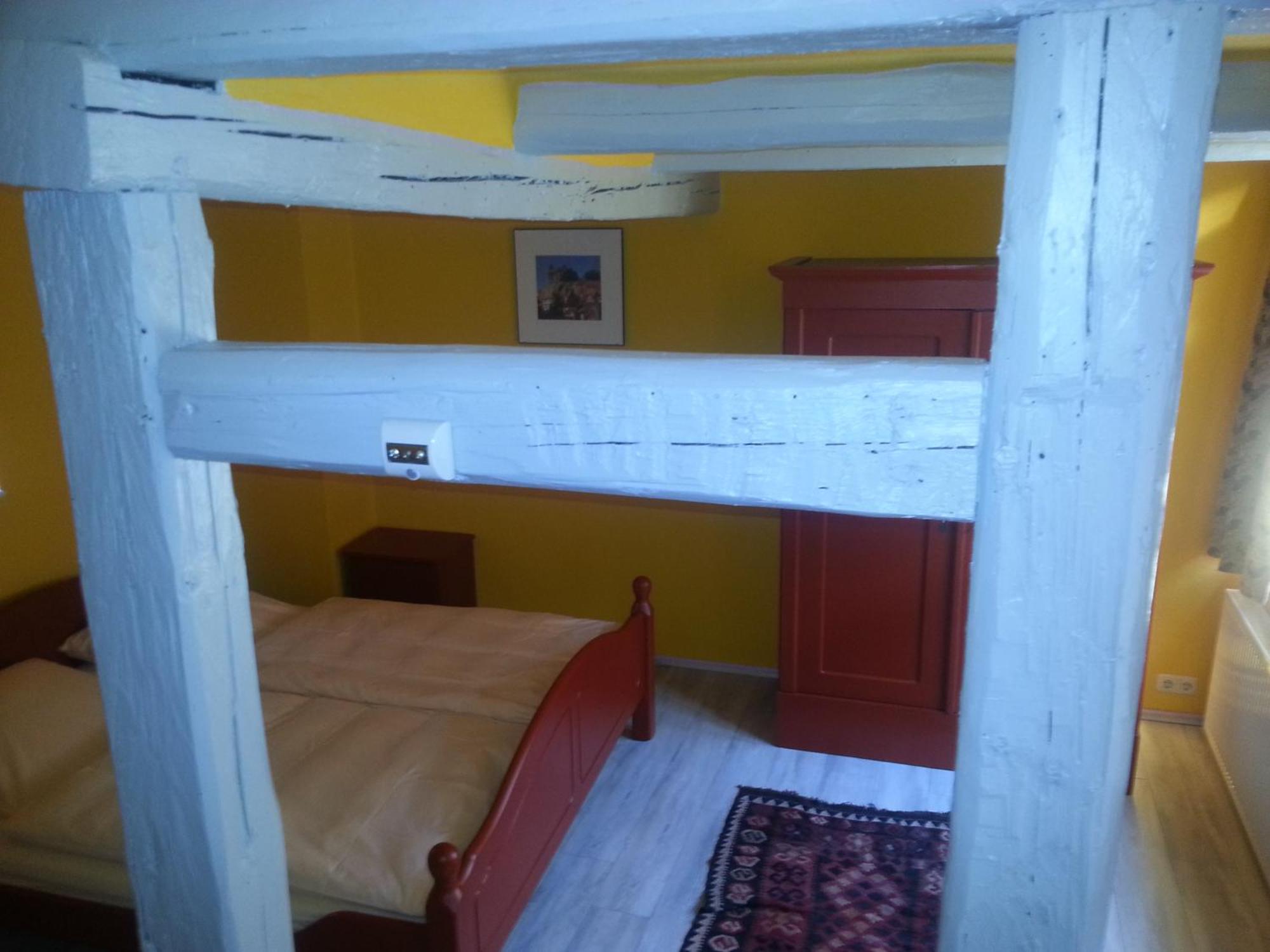 Fachwerkhotel - Ferienhaeuser Vorhof Zur Hoelle Quedlinburg Esterno foto