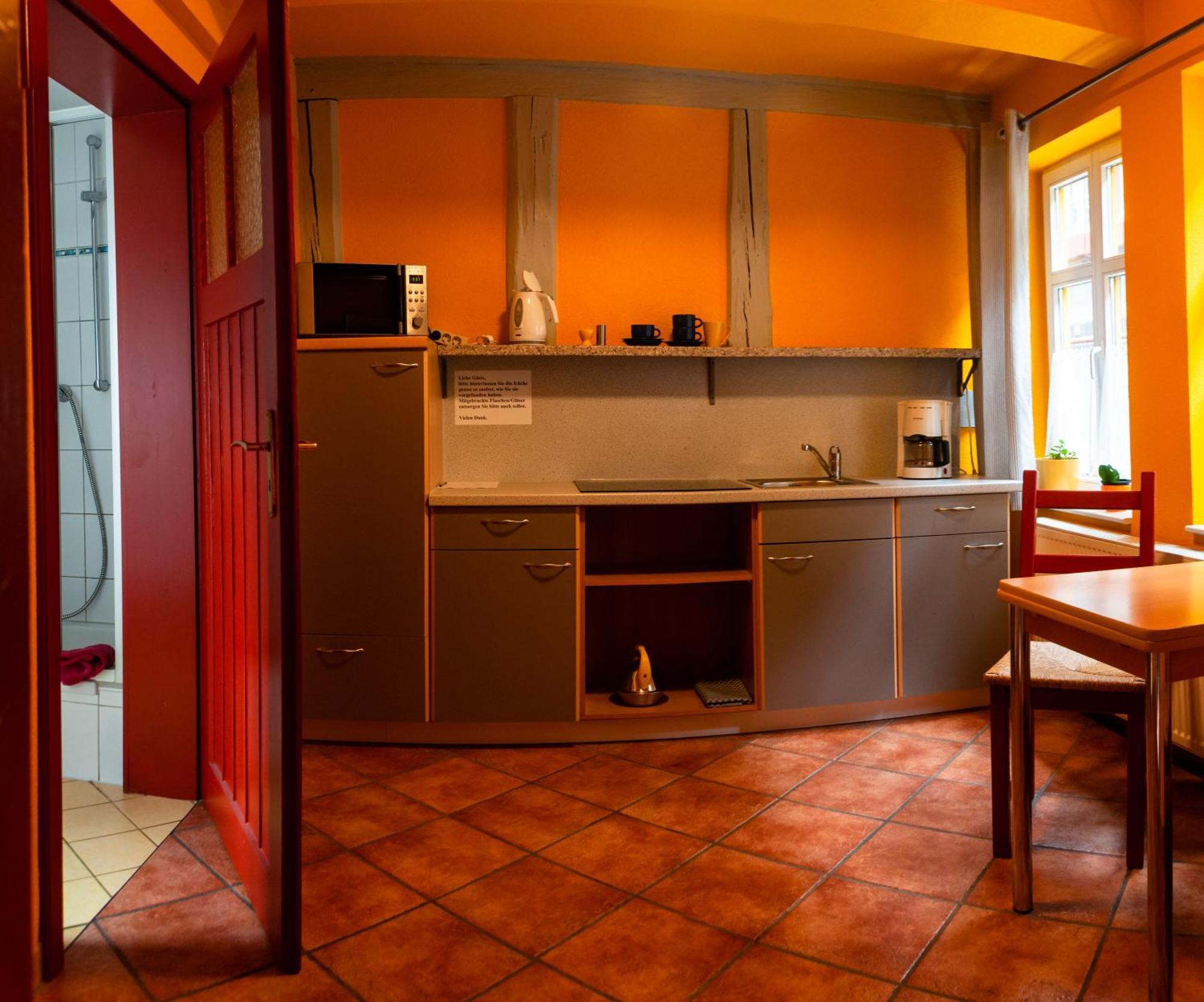 Fachwerkhotel - Ferienhaeuser Vorhof Zur Hoelle Quedlinburg Esterno foto