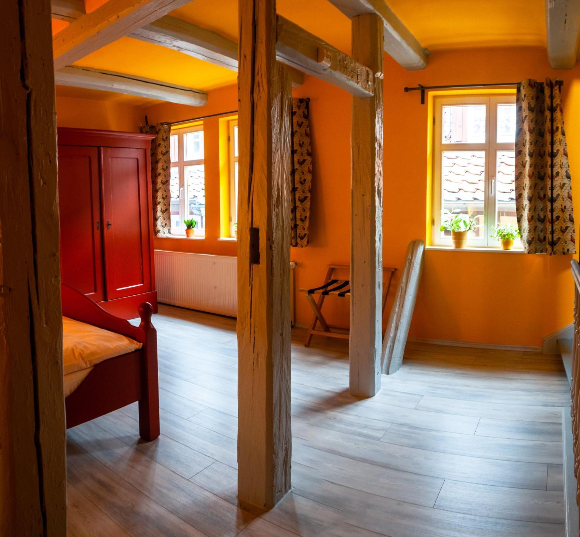 Fachwerkhotel - Ferienhaeuser Vorhof Zur Hoelle Quedlinburg Esterno foto