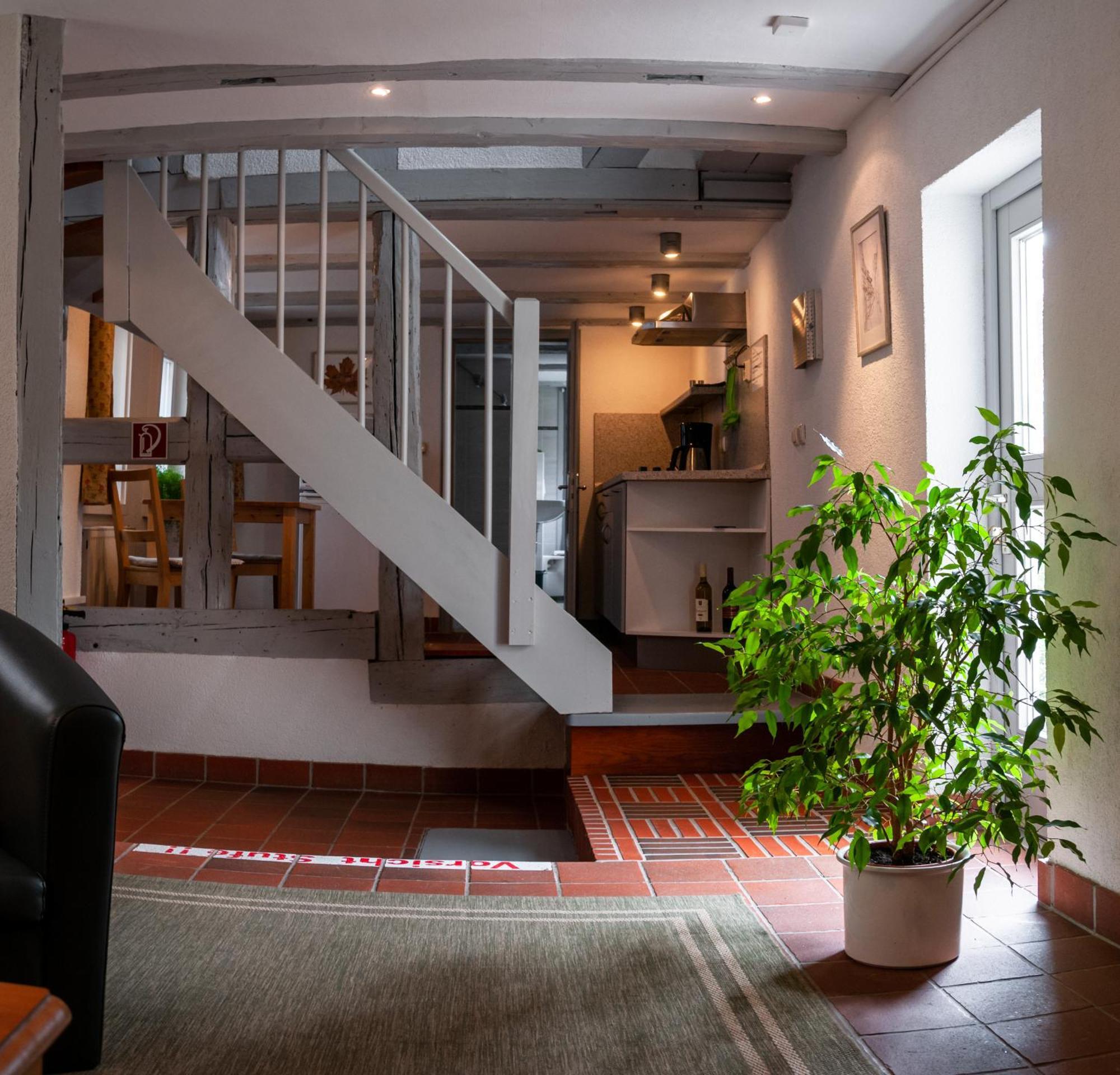 Fachwerkhotel - Ferienhaeuser Vorhof Zur Hoelle Quedlinburg Esterno foto