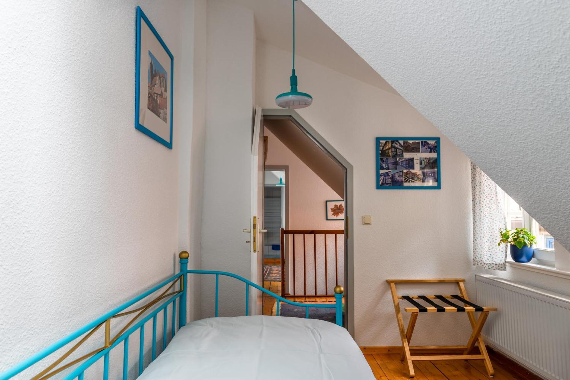 Fachwerkhotel - Ferienhaeuser Vorhof Zur Hoelle Quedlinburg Esterno foto