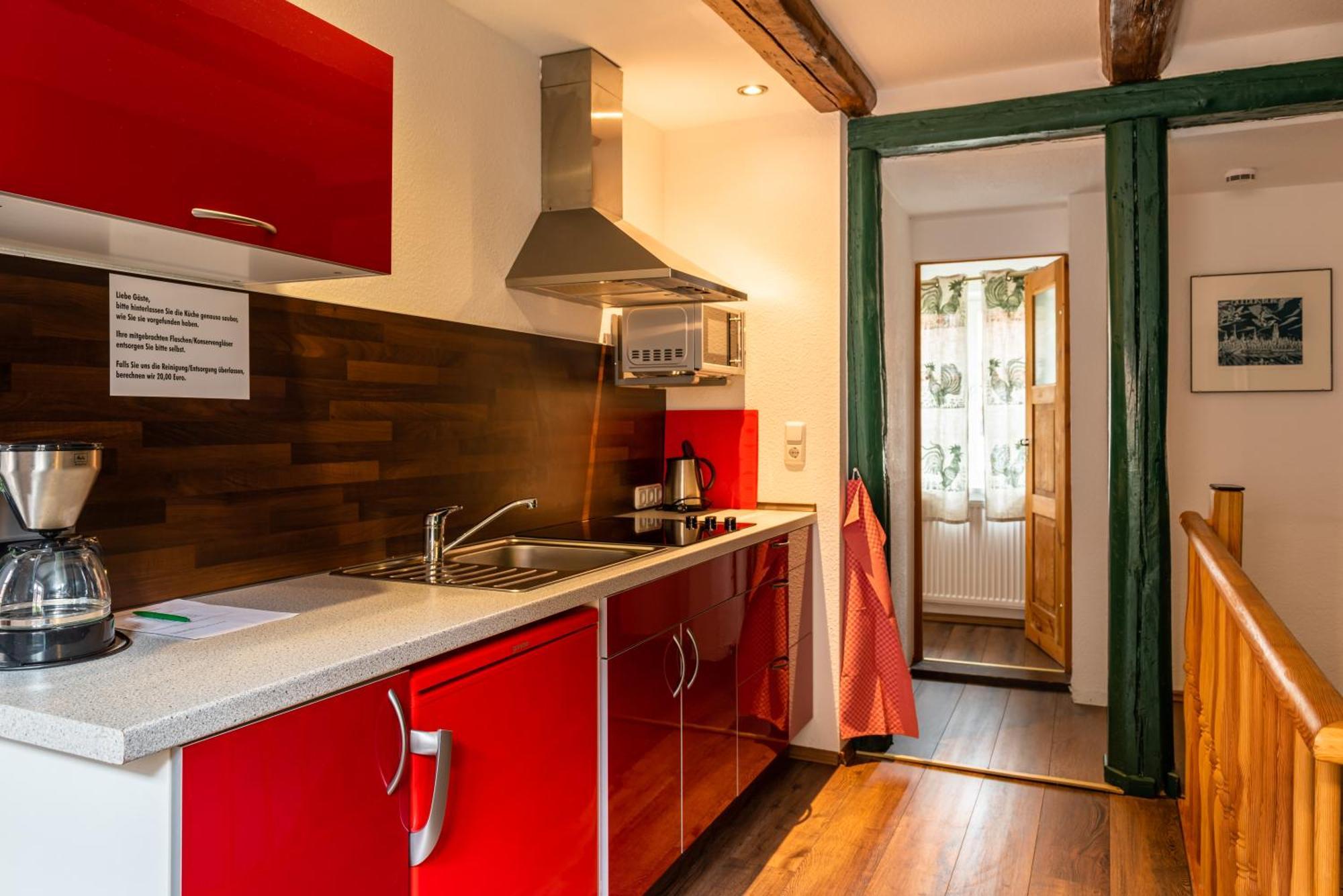 Fachwerkhotel - Ferienhaeuser Vorhof Zur Hoelle Quedlinburg Esterno foto
