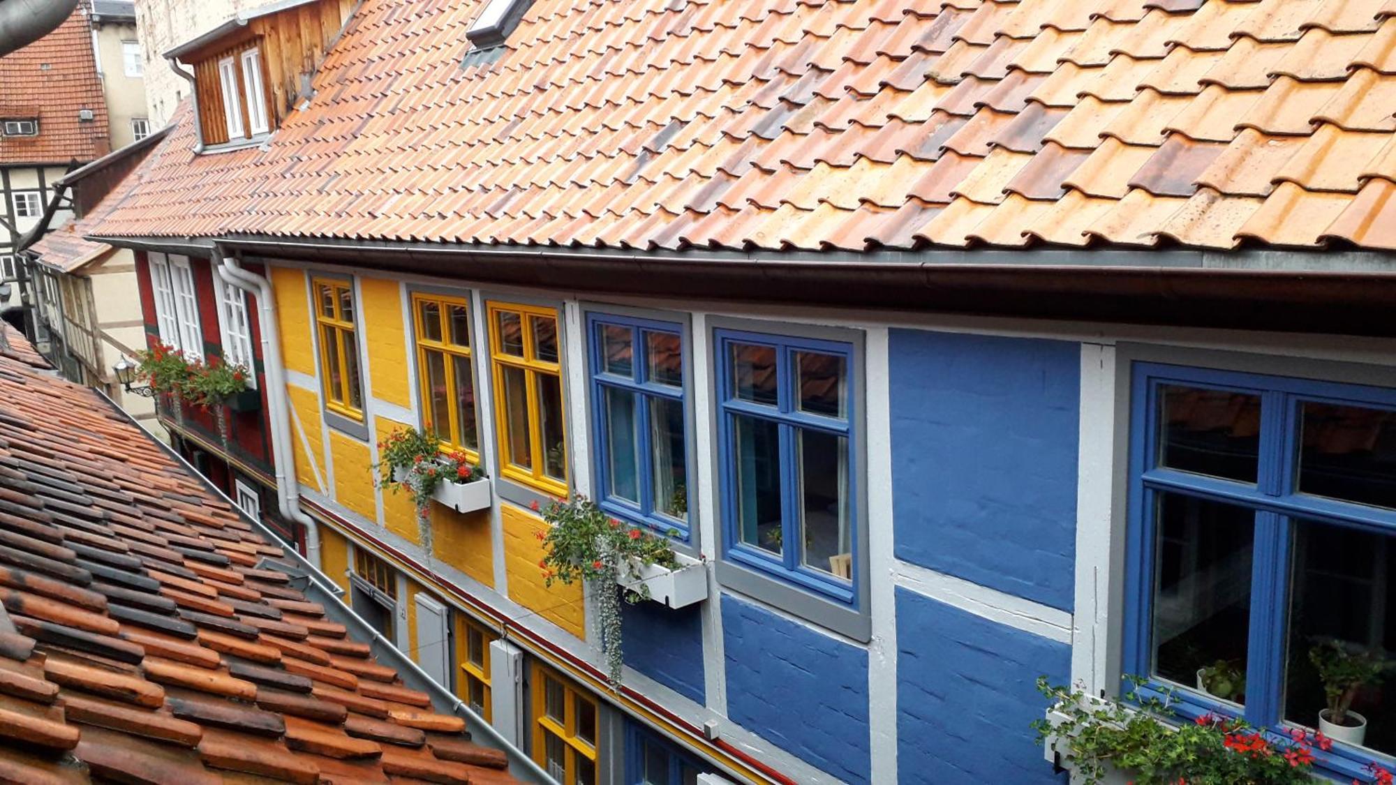 Fachwerkhotel - Ferienhaeuser Vorhof Zur Hoelle Quedlinburg Esterno foto